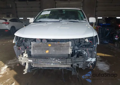 2019 Dodge Journey Crossroad z USA, uszkodzony, nr VIN 3C4PDCGG5KT693631